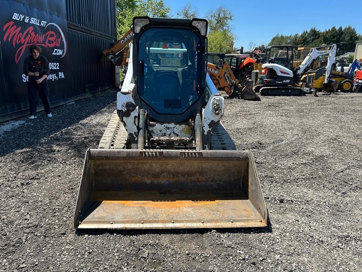 2021-bobcat-t595-image-7