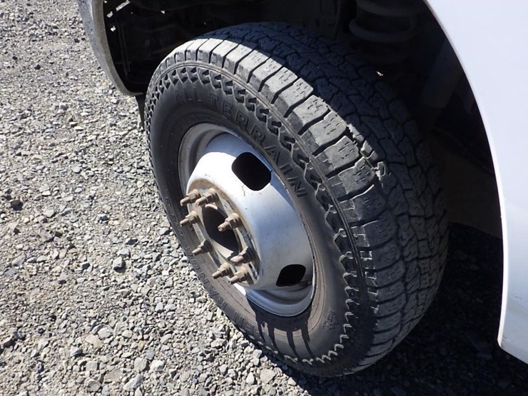 2014-ford-f350-image-23