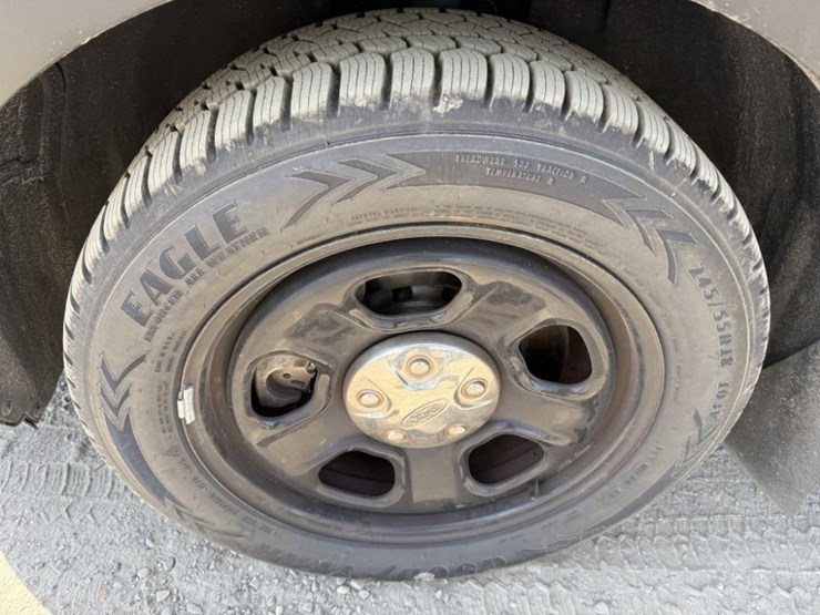 2018-ford-explorer-image-15