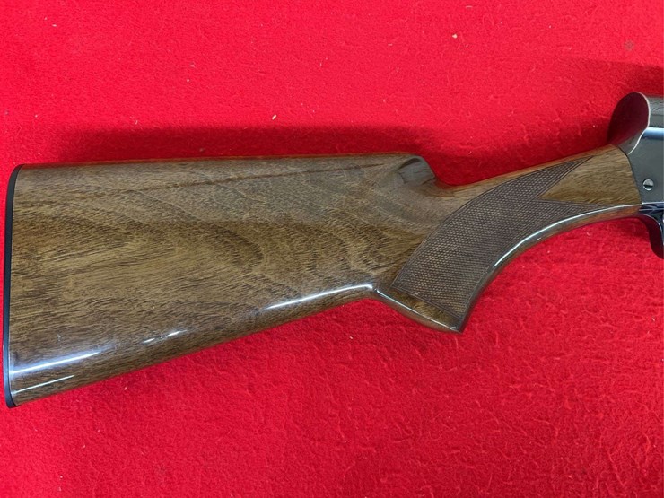 browning-light-twelve-semi-auto-shotgun-12-gauge-image-8