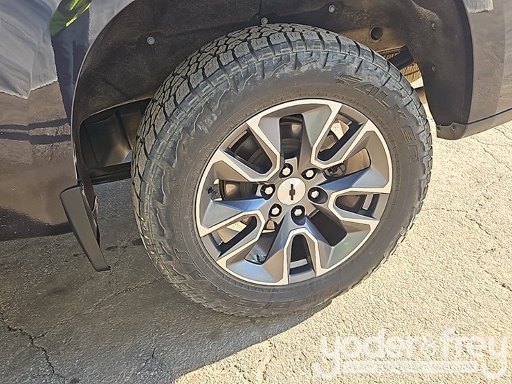 2022-chevrolet-silverado-1500-image-16