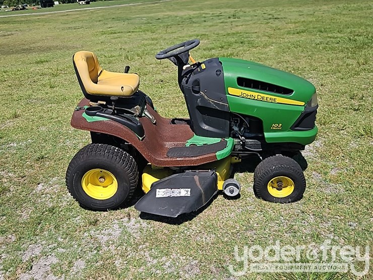 john-deere-102-image-5