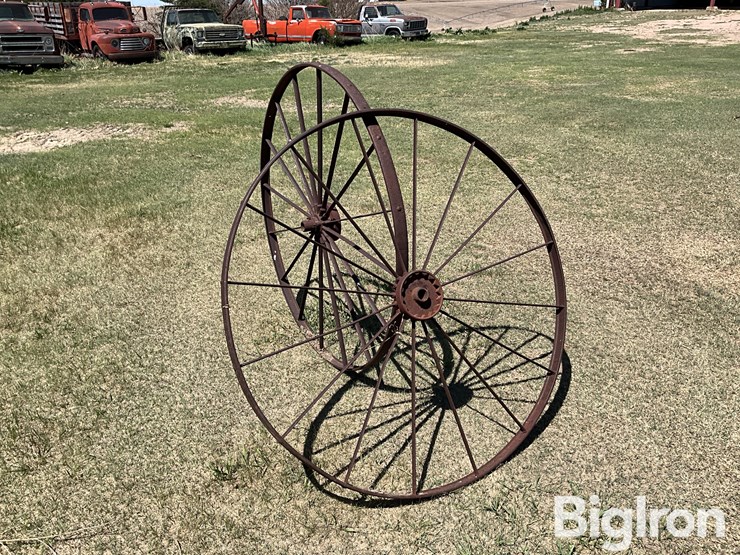 53”-antique-steel-wheels-image-7