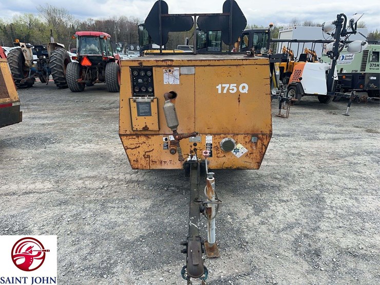 sullair-175q-compressor-trailer-image-2