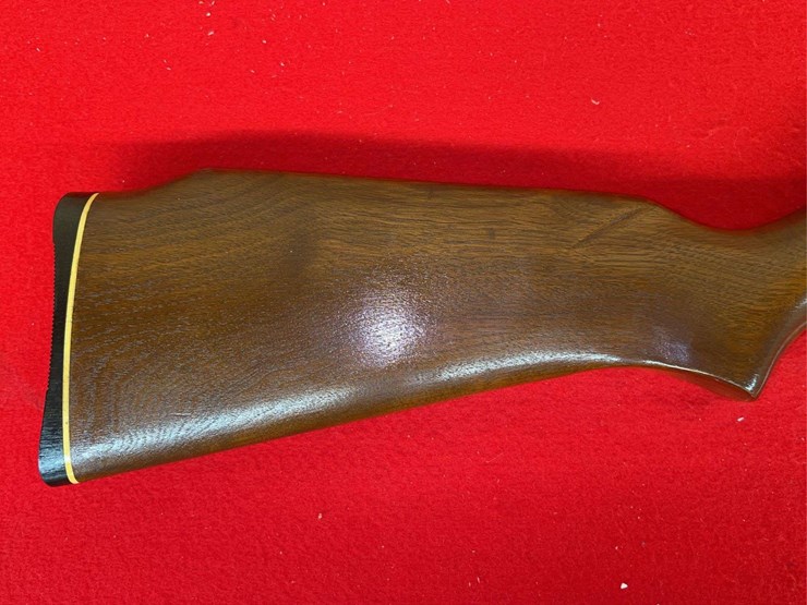 harrington-&-richardson-model-865-plainsman-bolt-action-rifle-.22-caliber-image-8