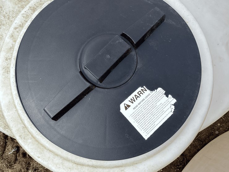 poly-tank-550-gal-image-3