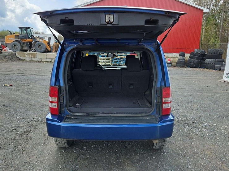 2009-jeep-liberty-image-14