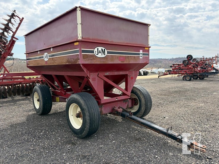 j&m-385-image-4