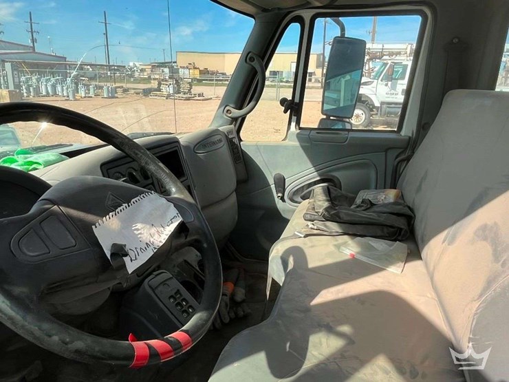international-durastar-4300-image-22