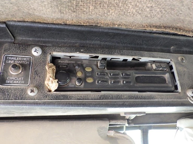 1996-kenworth-t800b-image-50