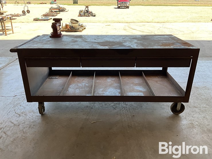 40”x88”-rolling-work/storage-bench-image-6