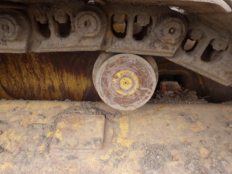 2011-caterpillar-d7e-image-18
