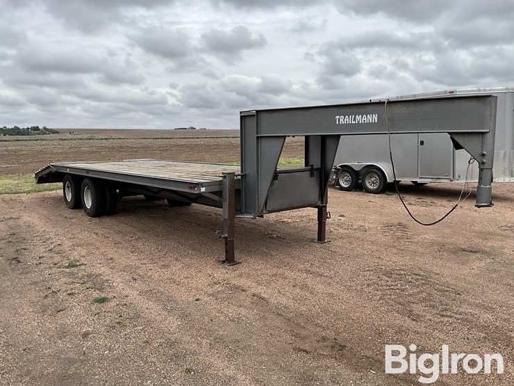 1993-trailmann-8’6”x25’-t/a-gooseneck-flatbed-trailer-image-3