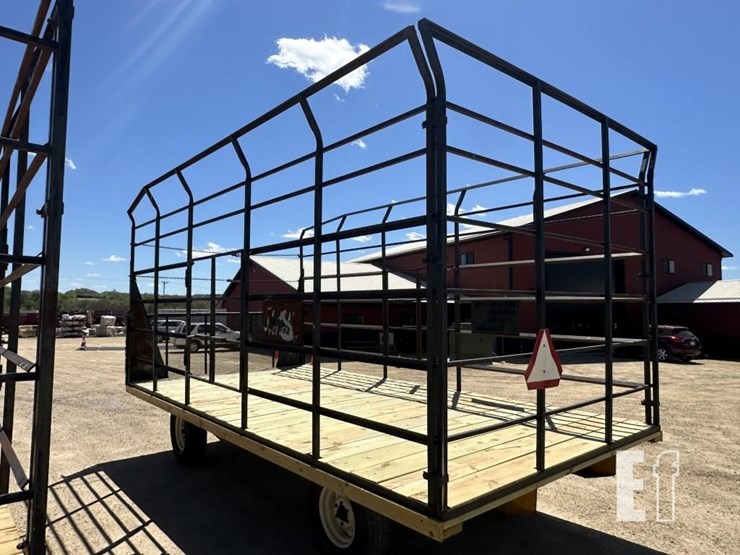 gruett's-hay-wagon-image-2