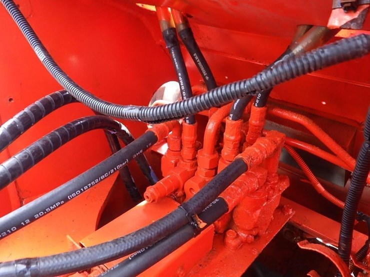 kubota-r420st-wheel-loader-image-25