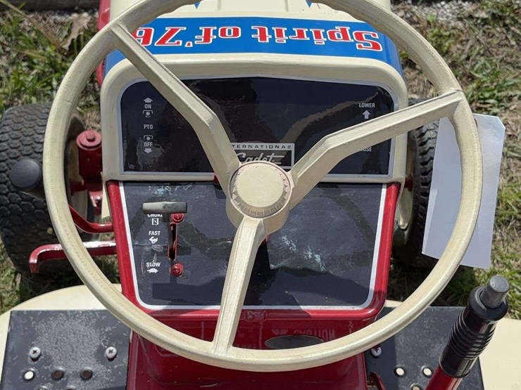 1975-cub-cadet-76-“spirit-of-‘76”-image-19