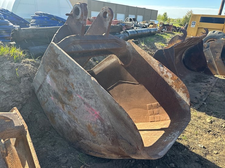 #4856-•-approx-50"-sand-excavator-bucket-image-1