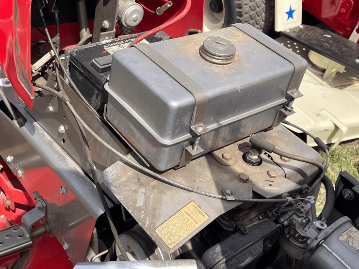 1971-massey-ferguson-7-image-35