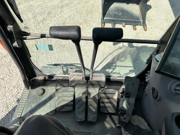 2021-volvo-ec140el-image-23