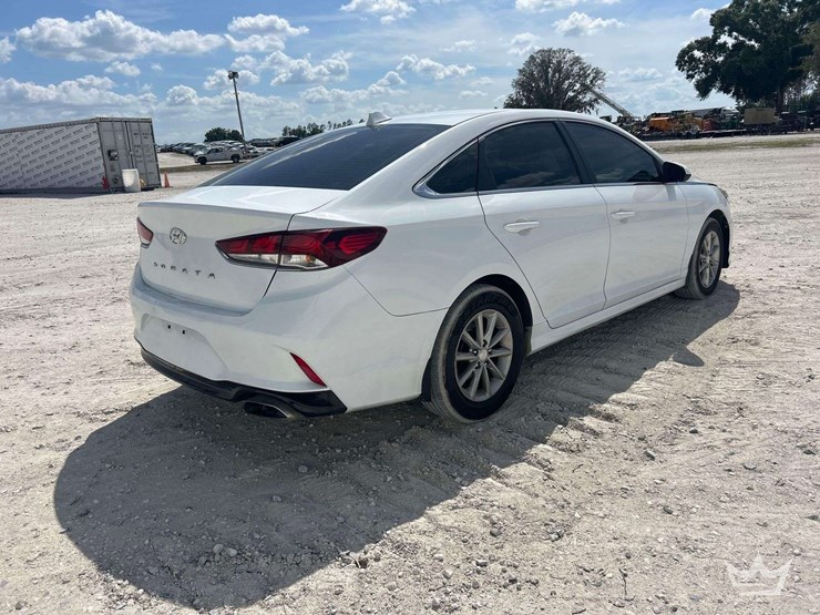 2018-hyundai-sonata-sedan-image-3