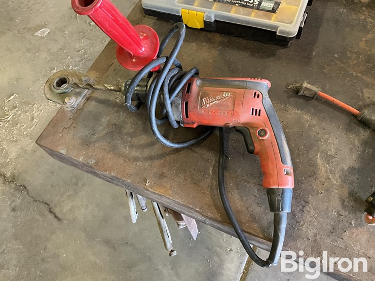 shop-built-work-bench-&-tools-image-12