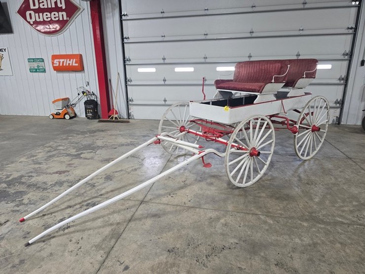 #415-•-antique-horse-drawn-wagon-image-1