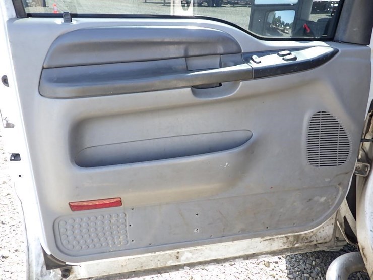 1999-ford-f250-image-26
