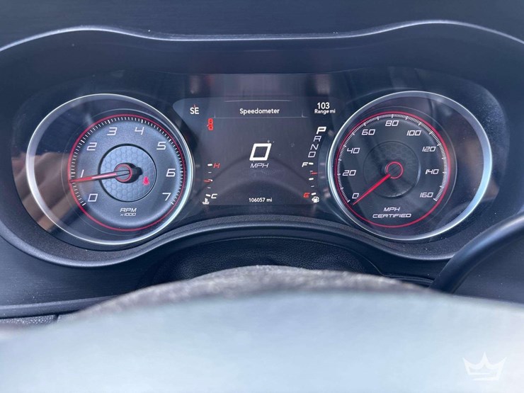 2018-dodge-charger-sedan-image-13