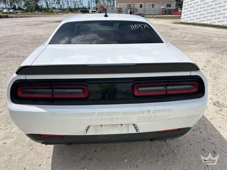 2023-dodge-challenger-coupe-image-22