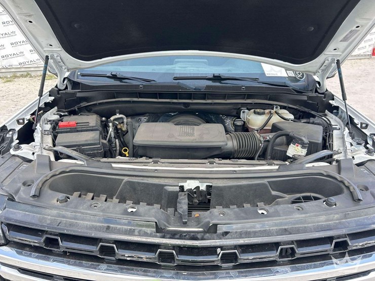 2024-chevrolet-tahoe-image-9
