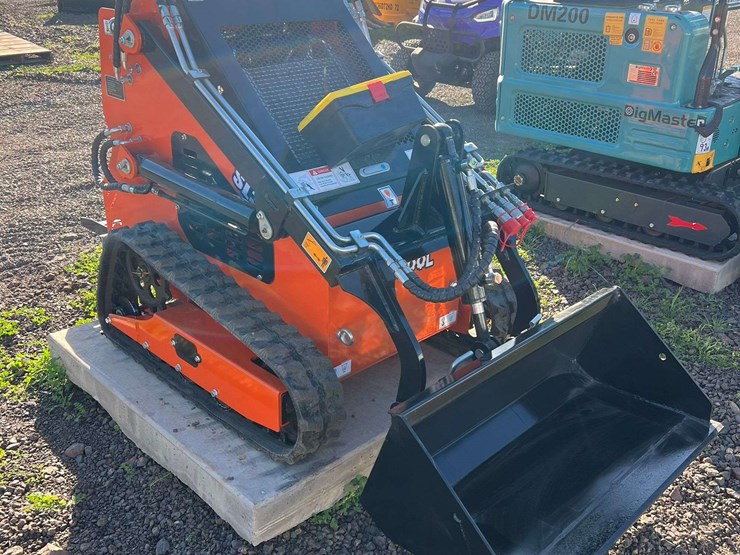 2026-sdlool-sl36c-mini-skid-steer-loader-(new/unused)-includes-bucket-and-accepts-multiple…-image-6