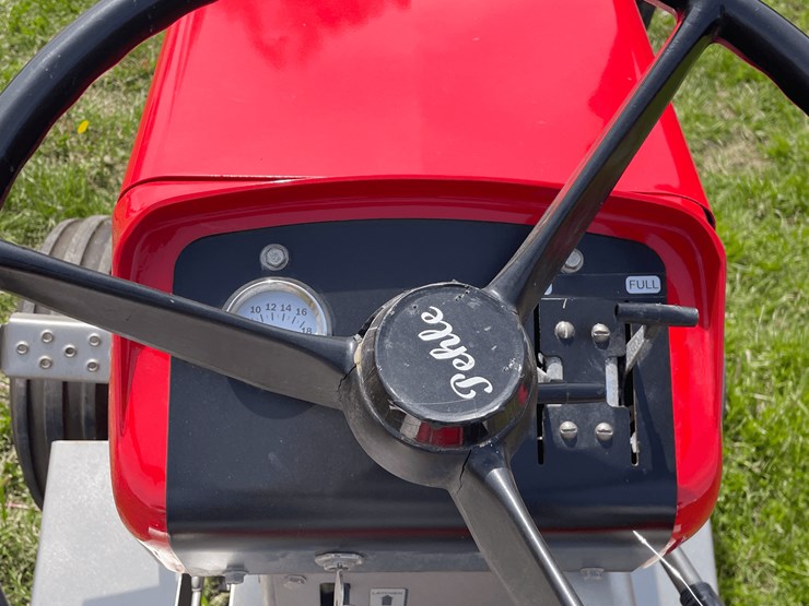 1976-massey-ferguson-10-image-21