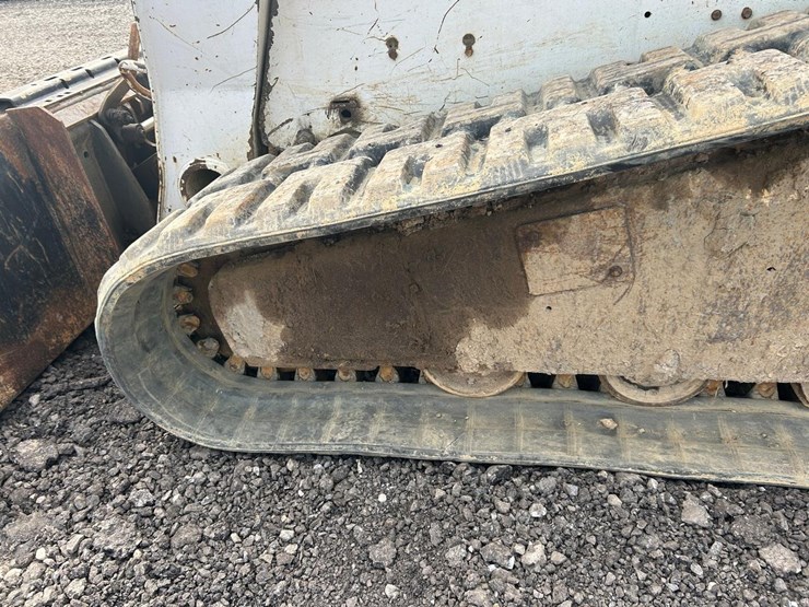 bobcat-t300-image-17