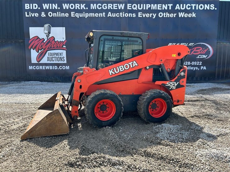 2017-kubota-ssv75-image-1