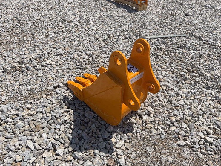 2026-giyi-12"-excavator-bucket-image-4