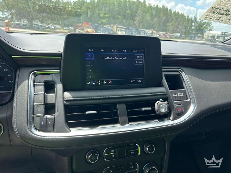 2023-chevrolet-tahoe-image-15