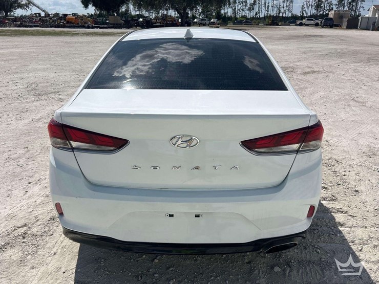 2018-hyundai-sonata-sedan-image-21
