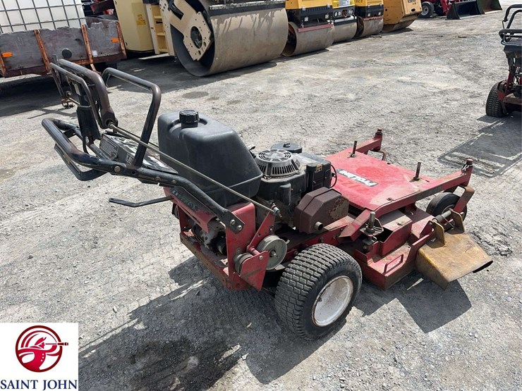 toro-proline-30317-commercial-walk-behind-mower-image-5