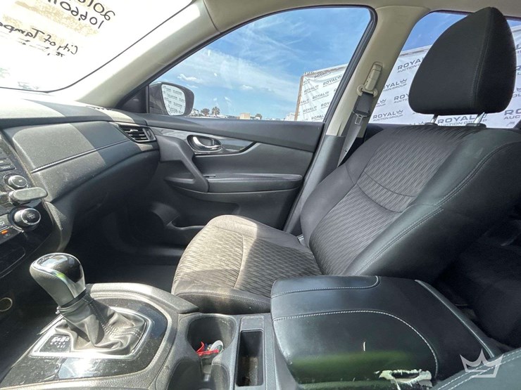 2018-nissan-rogue-image-18