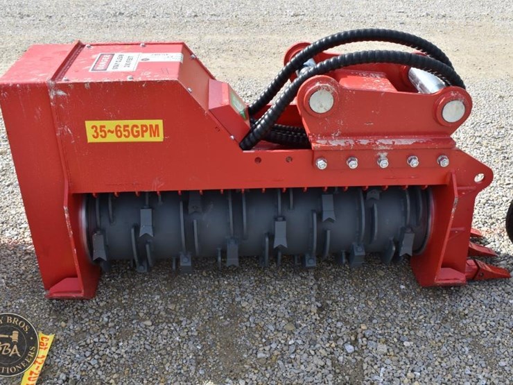 caterpillar-12-image-1