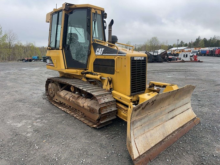 2006-caterpillar-d3g-xl-image-3
