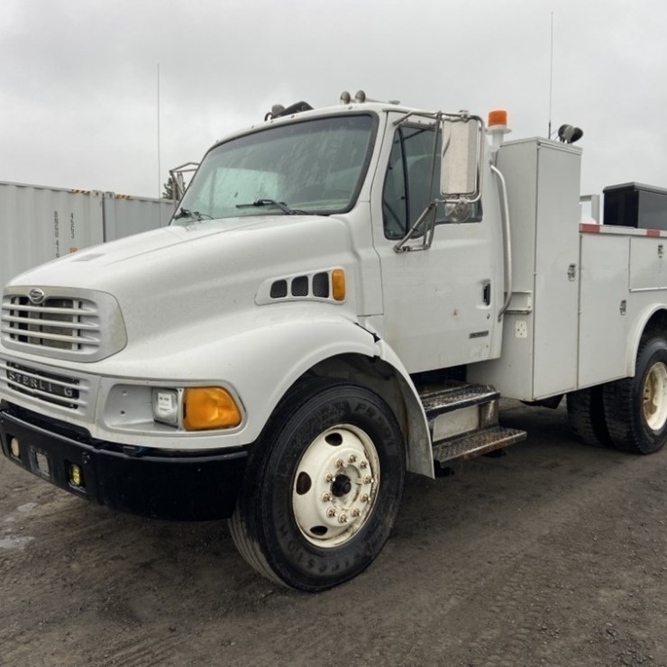 2005 STERLING ACTERRA