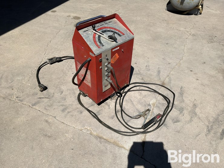 twentieth-century-heavy-duty-arc-welder-image-3
