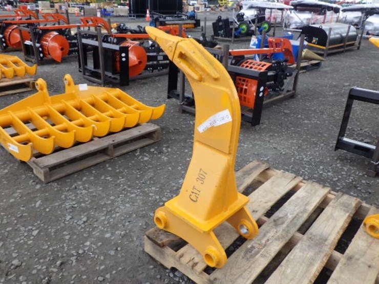 caterpillar-307-image-3