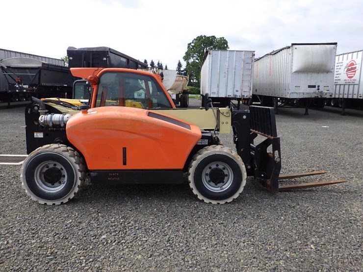 2017-jlg-g5-18a-image-4