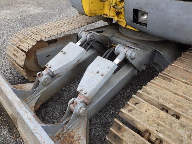 kobelco-hydraulic-excavator-image-14