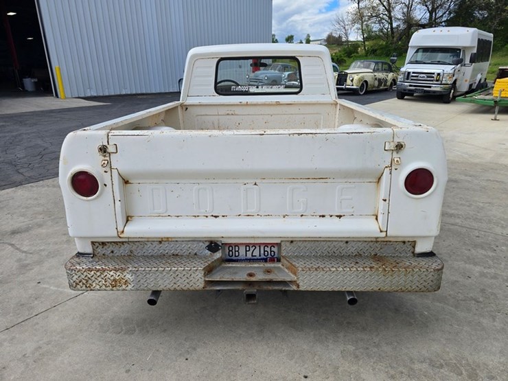 #30-•-1965-dodge-d100-pick-up-truck-image-4