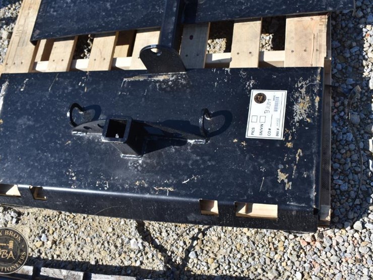 skid-steer-hitch-plate-attachment-44982-image-1