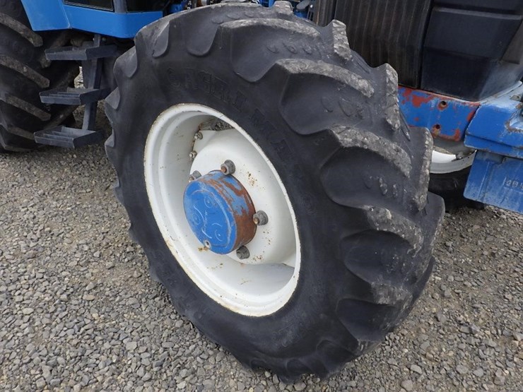 ford-8340-image-30