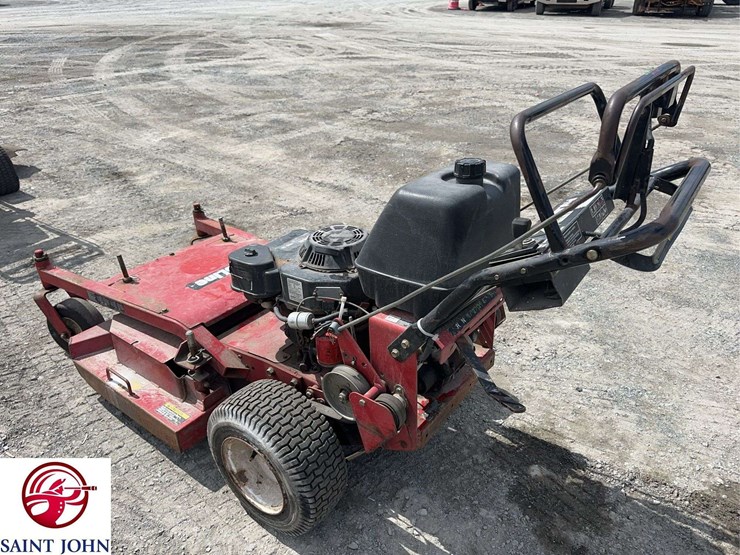 toro-proline-30317-commercial-walk-behind-mower-image-7